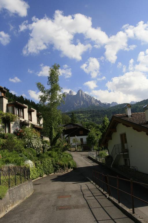 Minavill La Casa Sulle Dolomiti Bed & Breakfast Fiera Di Primiero Exterior photo